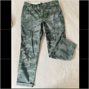 Gap Girfriend Chinos